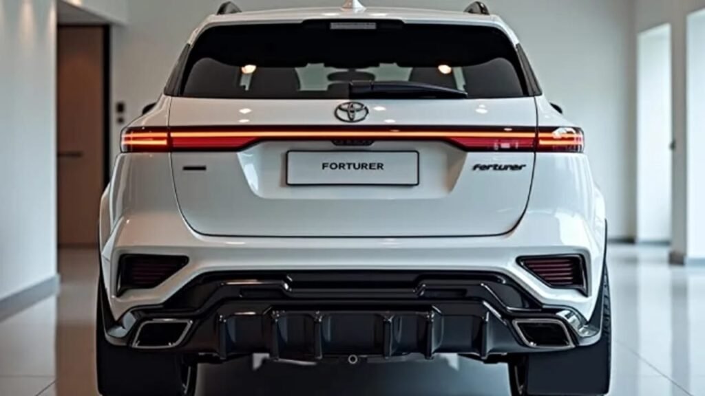 Toyota Fortuner 2026 Launched : Premium 7-Seater SUV With 4.8L Diesel Engine & 42 KMPL Mileage!